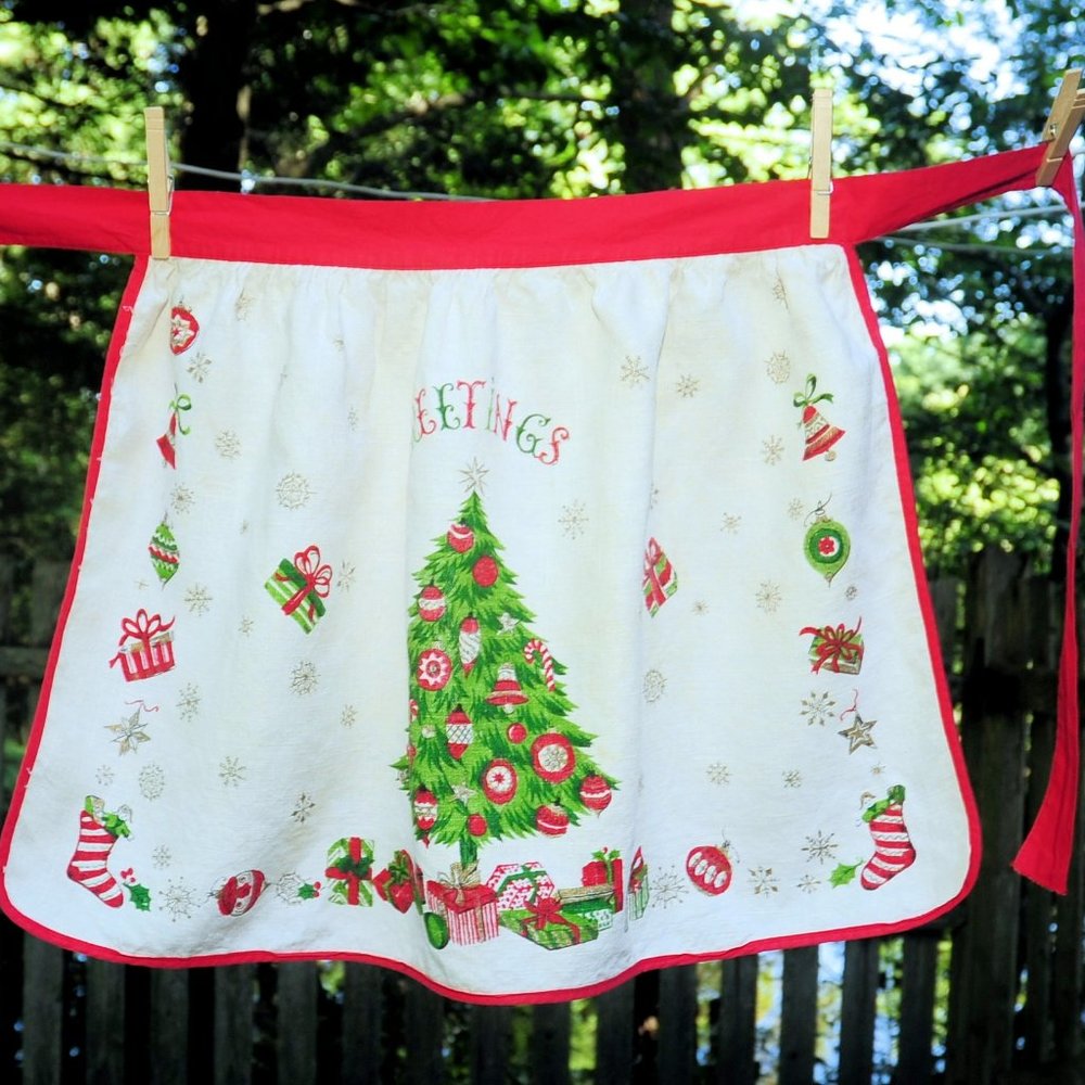 Vintage Christmas Tree 'Greetings' Half Apron, Presents & Stockings, Broadcloth